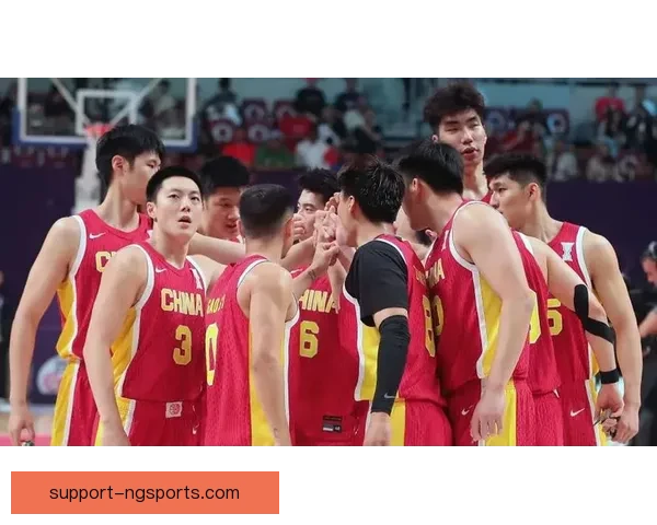 中国男篮逆袭战胜菲律宾，锁定亚洲杯四强席位全队士气高涨